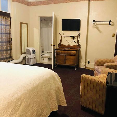 Historic Palace Hotel Silver City Buitenkant foto